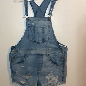 ‘Almost Famous’ overalls
